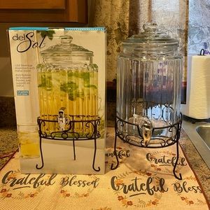 Del Sol 1.5 gallon glass and metal dispenser